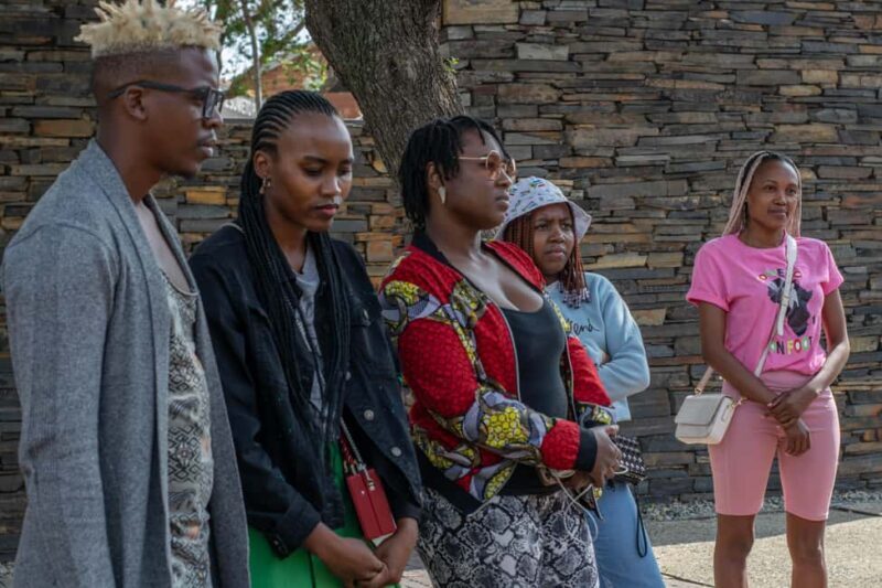 JOHANNESBURG AND SOWETO IN A DAY WITH LUNCH AND A TAXI RIDE - Key Points