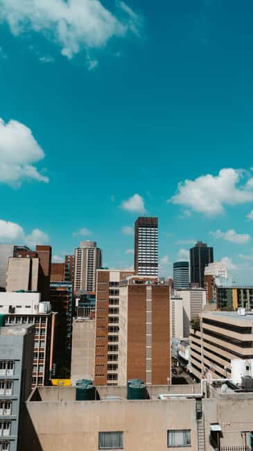 Johannesburg: City Tour with Old Fort & Cradle of Humankind - Key Points