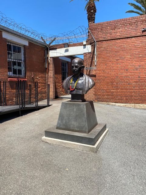 Johannesburg: Full-Day Tour with Soweto and Apartheid Museum - A Thorough Look at the Johannesburg Full-Day Tour
