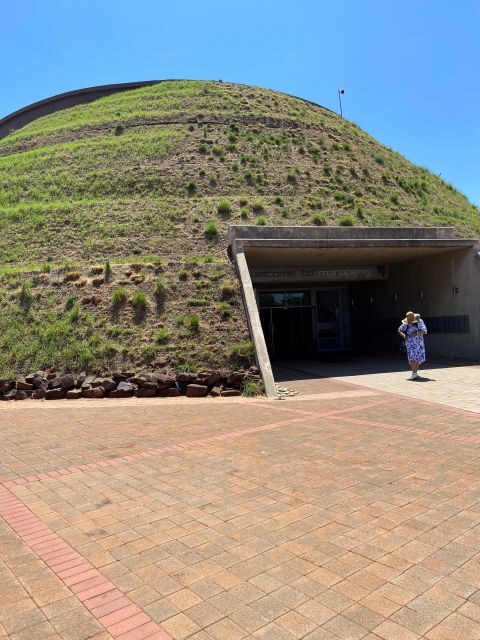 Johannesburg: Full-Day Tour with Soweto and Apartheid Museum - Practical Tips for Travelers
