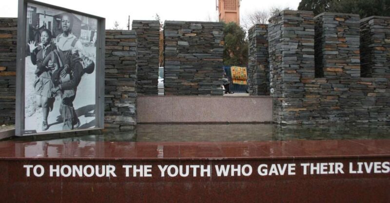 Johannesburg: Soweto Tour with Lunch - Detailed Breakdown of the Soweto Tour