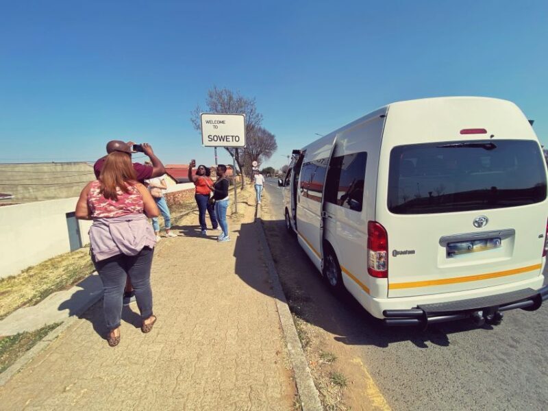 Johannesburg: Soweto Tour with Lunch - FAQ
