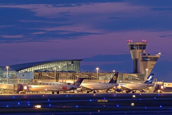 john-f-kennedy-international-airport-arrival-or-departure-taxi