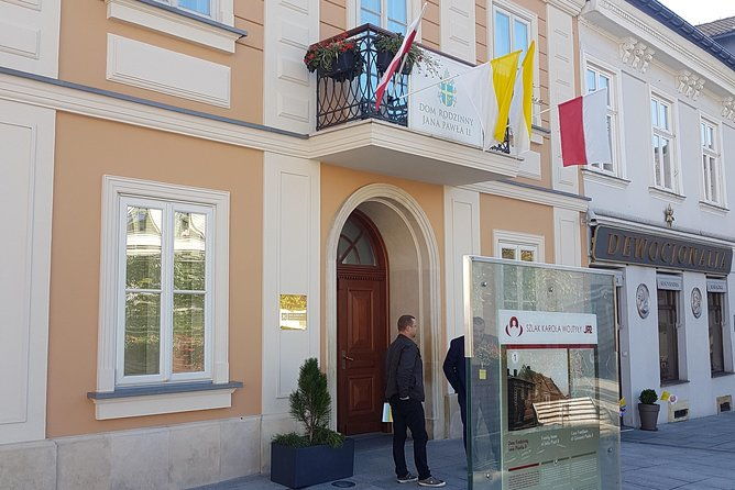 john-paul-ii-family-house-museum-wadowice-tour-from-krakow