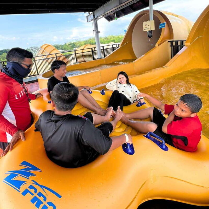 johor-adventure-waterpark-desaru-coast-entry-ticket