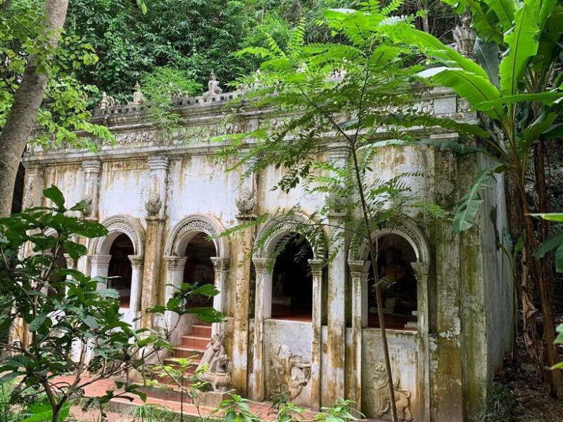 Join Chiangmai Anocheciendo - Join Chiangmai Anocheciendo: A Nighttime Journey Through Culture and Nature