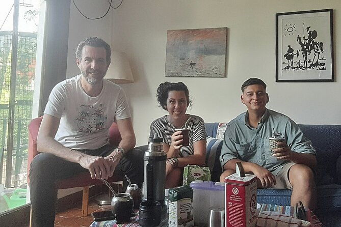 join-the-mate-round-and-discover-its-ritual-the-argentine-way