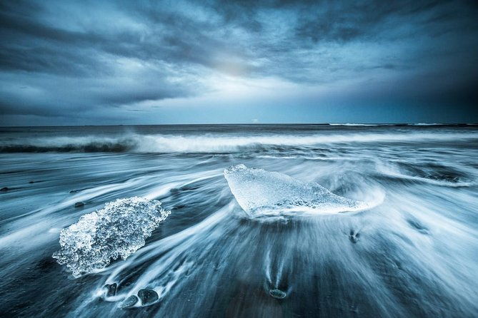jokulsarlon-glacier-lagoon-south-coast-day-tour-from-reykjavik
