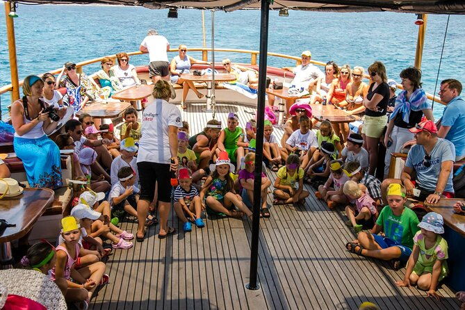 jolly-roger-pirates-adventure-cruise