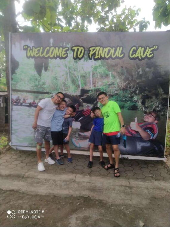 jomblang-cave-and-pindul-cave-tubing