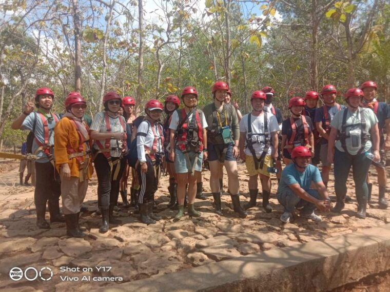 jomblang-cave-pindul-cave-oyo-river-tubing-tour