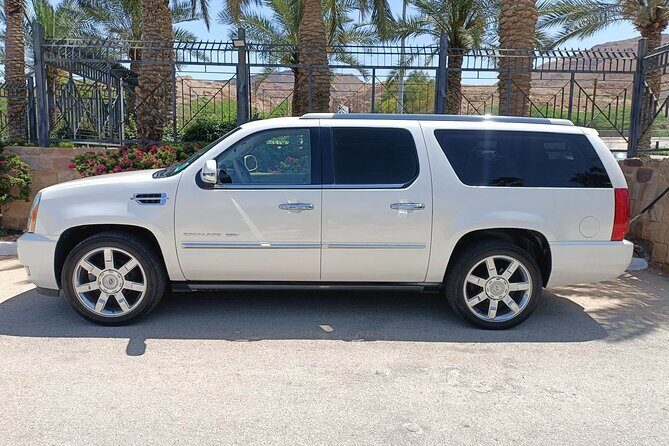 Jordan Tour: Private Driver - Luxurious car - Exploring Jordan in Style: A Review of the Private Driver Service with a Luxurious Car