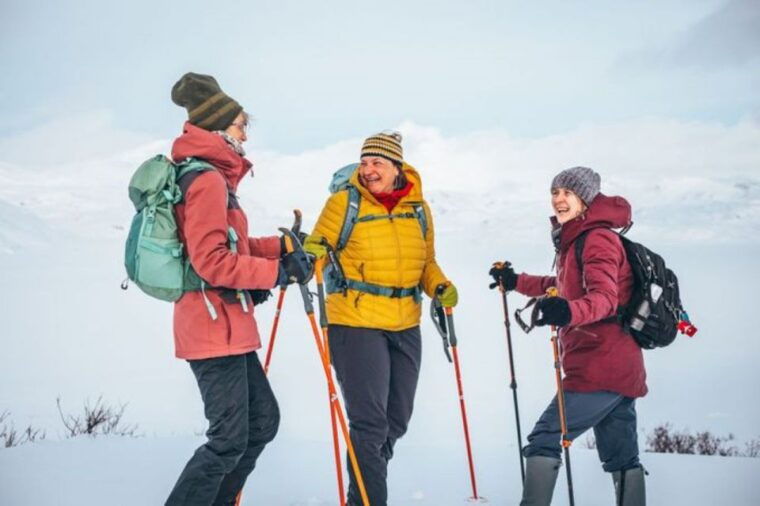 jotunheimen-snowcoach-tour-with-snowhoeing-and-lunch