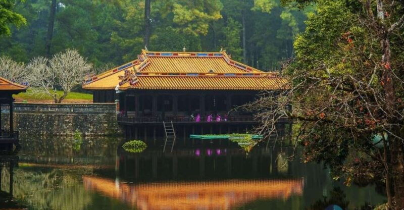 journey-of-exploring-hue-national-heritage