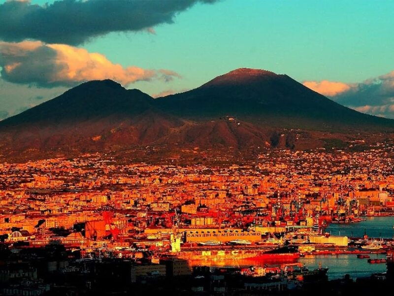 journey-through-pompeii-vesuvius-history-ruins-and-lava