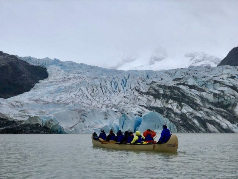 juneau-mendenhall-lake-canoe-tour