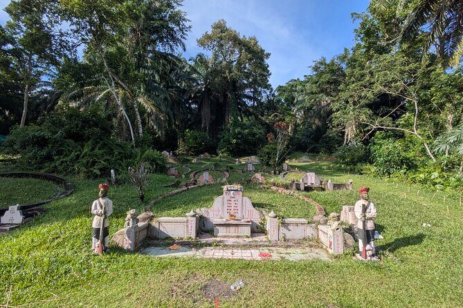 Jungle and Heritage Walk in Singapore - Exploring the Itinerary: What to Expect