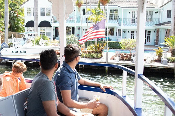 jungle-queen-riverboat-90-minute-narrated-sightseeing-cruise-in-fort-lauderdale