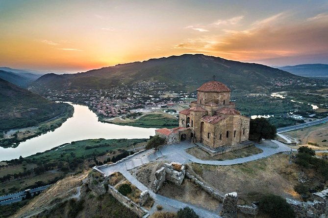 jvari-monastery-ananuri-gudauri-kazbegi-group-private-tour