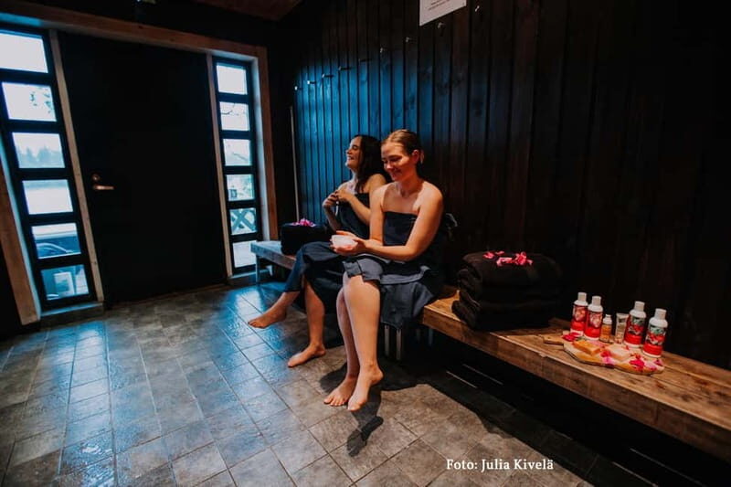 Jyvaskyla: Finnish Smoke Sauna Experience with Jacuzzis - Key Points