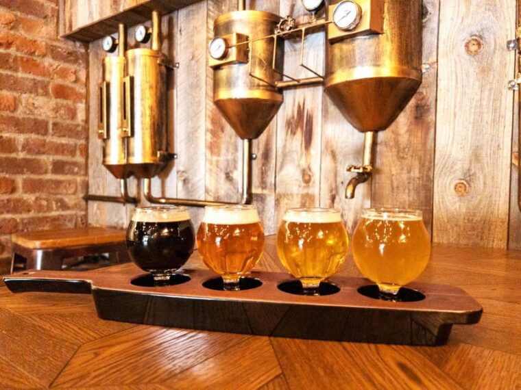 kabukicho-bar-hopping-grab-a-bite-tour