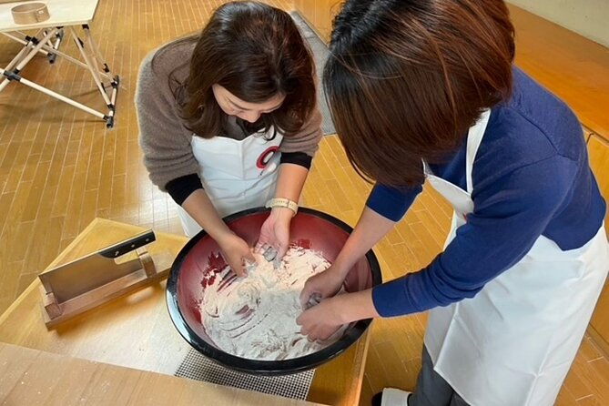 kagoshima-soba-noodle-making-with-local-ingredients-2