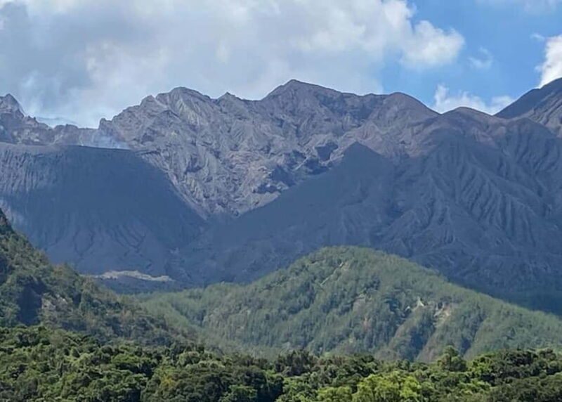 Kagoshima: Volcano, Coast & Hot Springs Guided Tour - Key Points