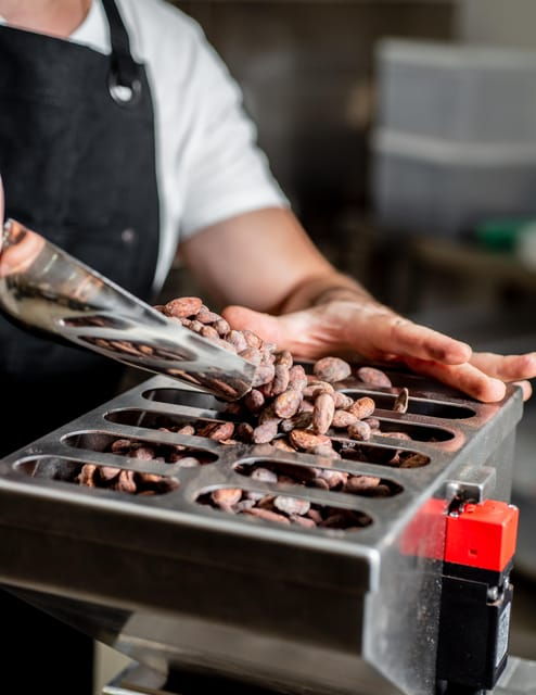 kaiacao-bean-to-bar-and-design-your-own-chocolate-experience