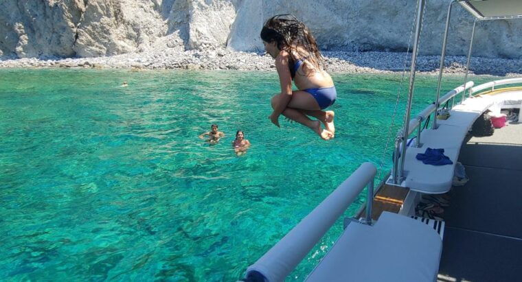 kaiki-cruise-to-antiparos-despotiko-including-bbq-lunch