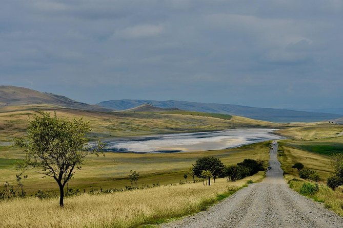kakheti-david-gareji-sighnaghi-bodbe-rainbow-mountains