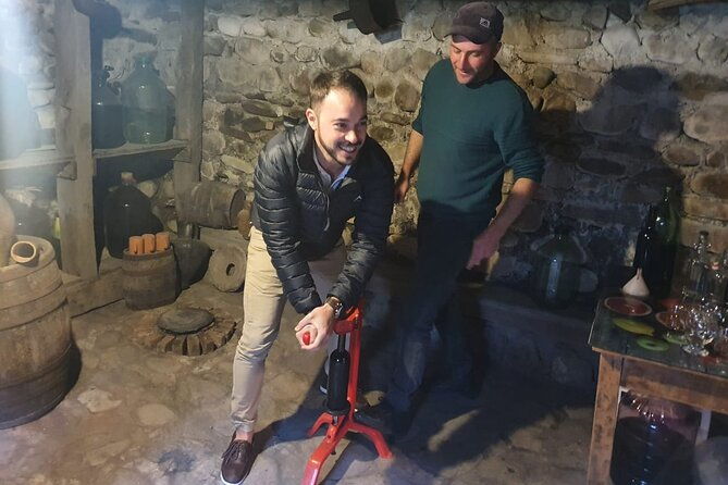 kakheti-small-wineries-and-family-cooked-lunch-private-tour