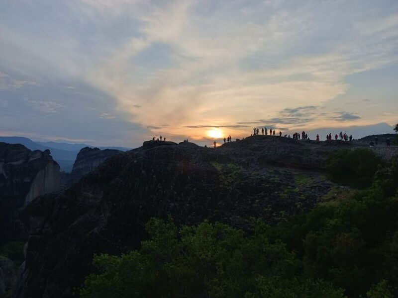 kalabaka-or-kastraki-meteora-sunset-tour