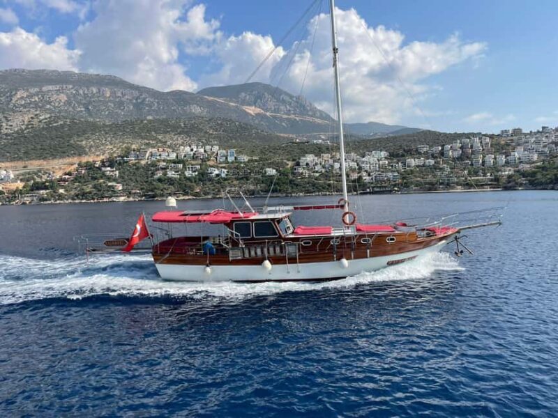 Kalkan: Full-Day Shared Gulet Boat Cruise with Lunch - An In-Depth Look at the Day on the Water  