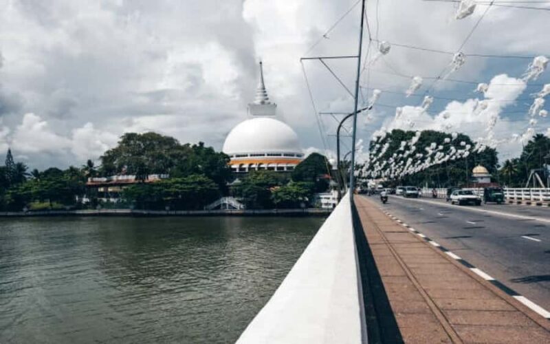 Kalutara: Private City Sightseeing Guided Tour by Tuk Tuk - Introduction