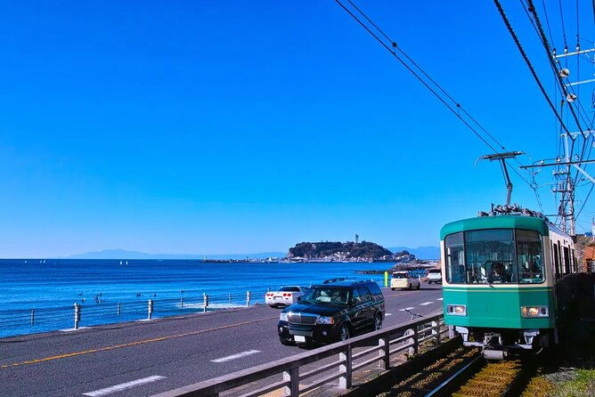 kamakura-kotoku-in-temple-and-enoshima-day-tour-from-tokyo