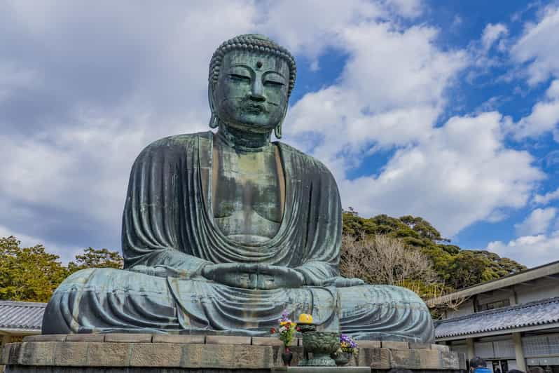 kamakura-walking-tour-through-the-city-of-samurai