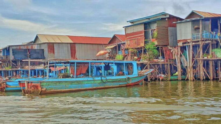 kampong-phluk-floating-village-private-sunset-tour