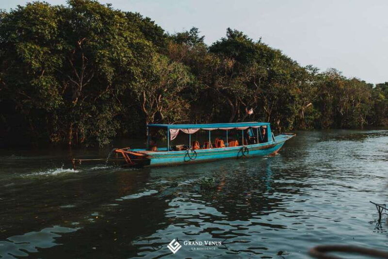 kampong-phluk-floating-village-tour-by-boat