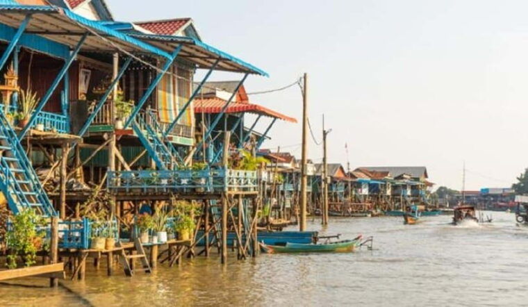 kampong-phluk-floating-village-tour-by-boat