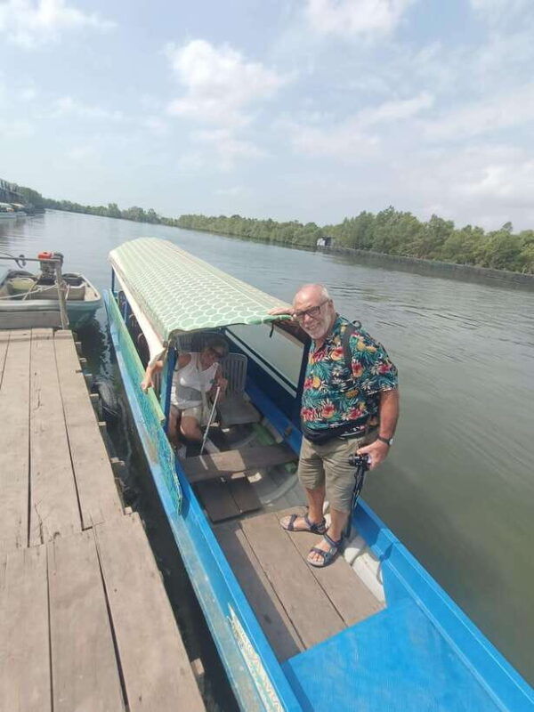 kampot-countryside-tour-include-pepper-farm-by-tuktuk