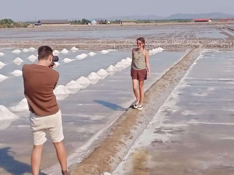 kampot-pepper-farm-cave-lake-kep-crab-market-more