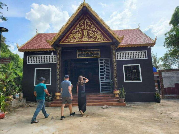 kampot-pepper-farm-salt-fields-cave-from-sihanoukville