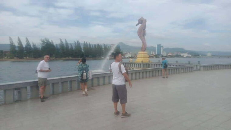 kampot-pepper-farm-salt-fields-crab-market-from-phnom-penh