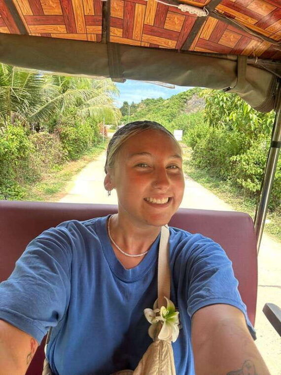 kampot-tuk-tuk-trip-to-pepper-farm-kep-crab-market-more