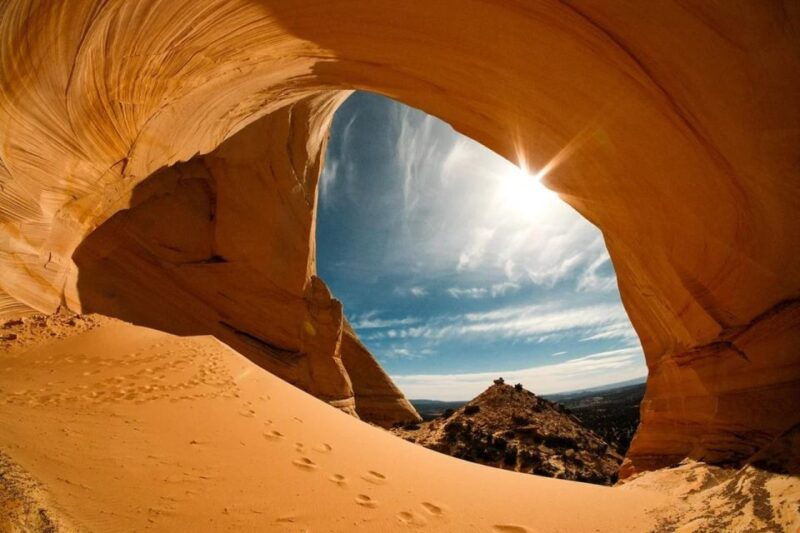 kanab-peek-a-boo-canyon-the-great-chamber-and-hoodoo-tour