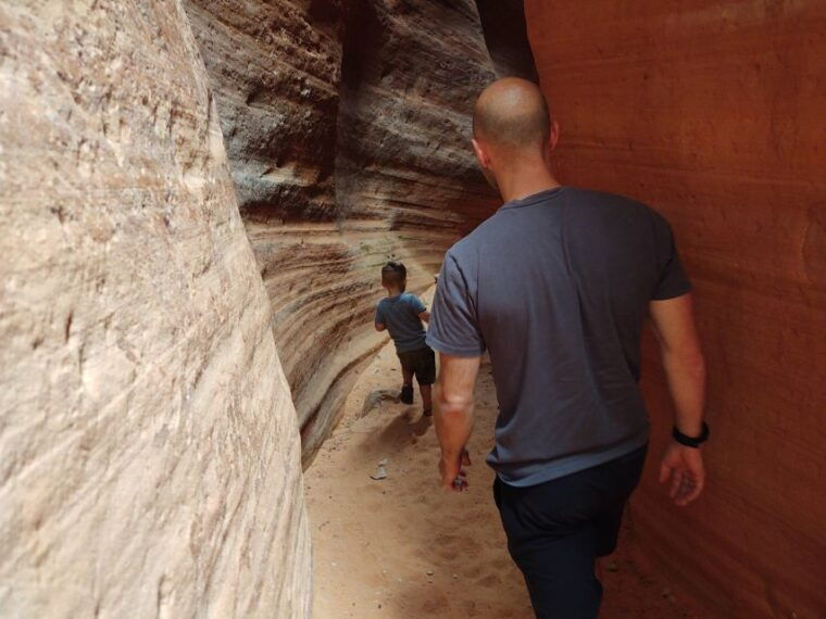 kanab-peek-a-boo-slot-canyon-atv-self-driven-guided-tour