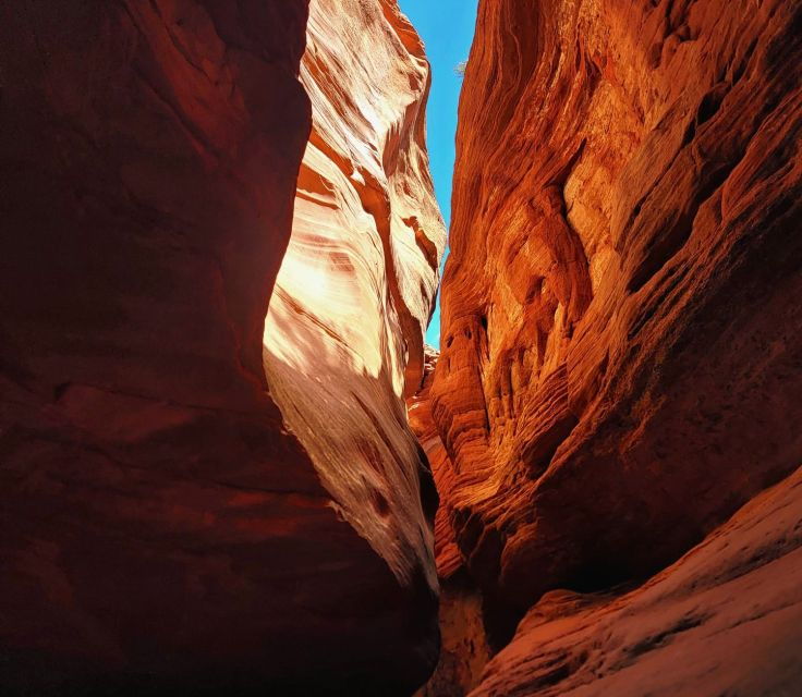 kanab-red-canyon-off-road-jeep-and-hiking-tour