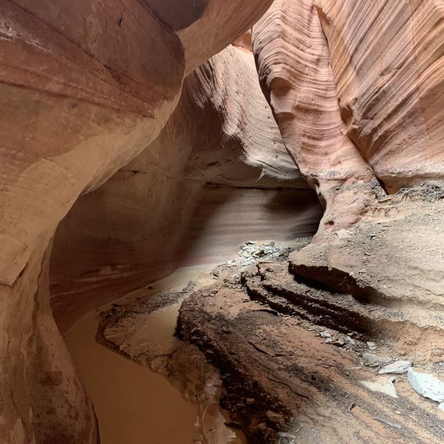 kanab-red-canyon-off-road-jeep-and-hiking-tour