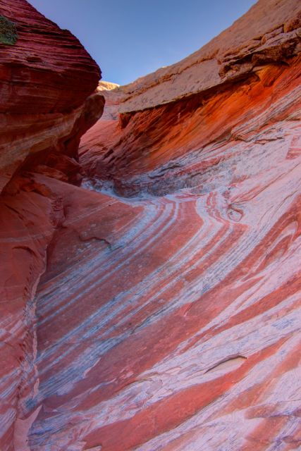 kanab-white-pocket-hiking-tour-in-vermilion-cliffs