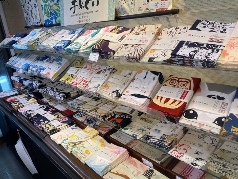 kanagawa-shopping-and-historical-tour-in-enoshima-island